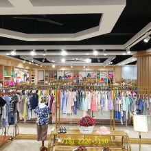 廣州市巴啦服飾有限責任公司 一站式品牌服裝批發(fā)供應商